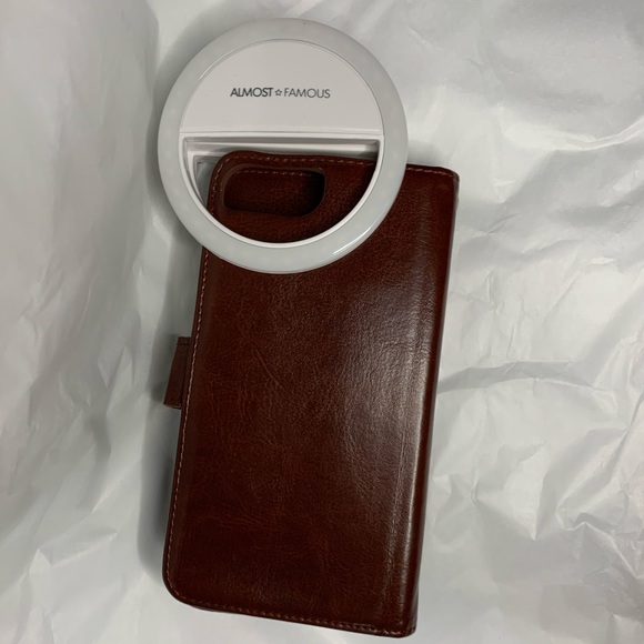 ⚡️Almost Famous selfie ring light - Picture 5 of 5